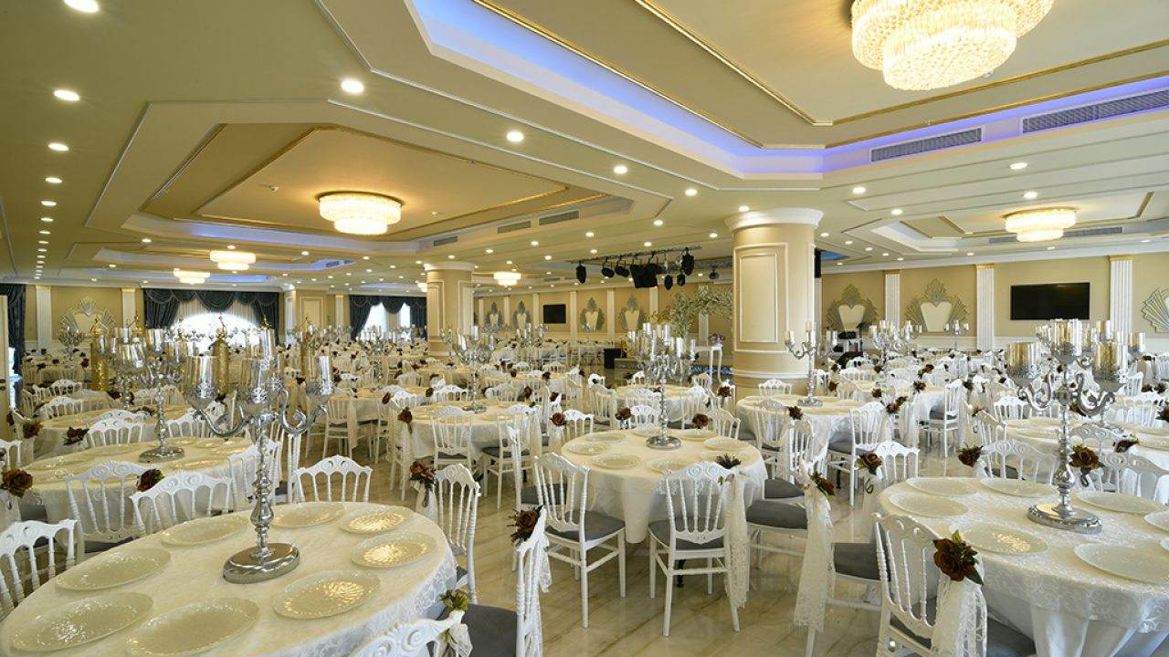 BEYAZ ÇIRAĞAN SARAYI